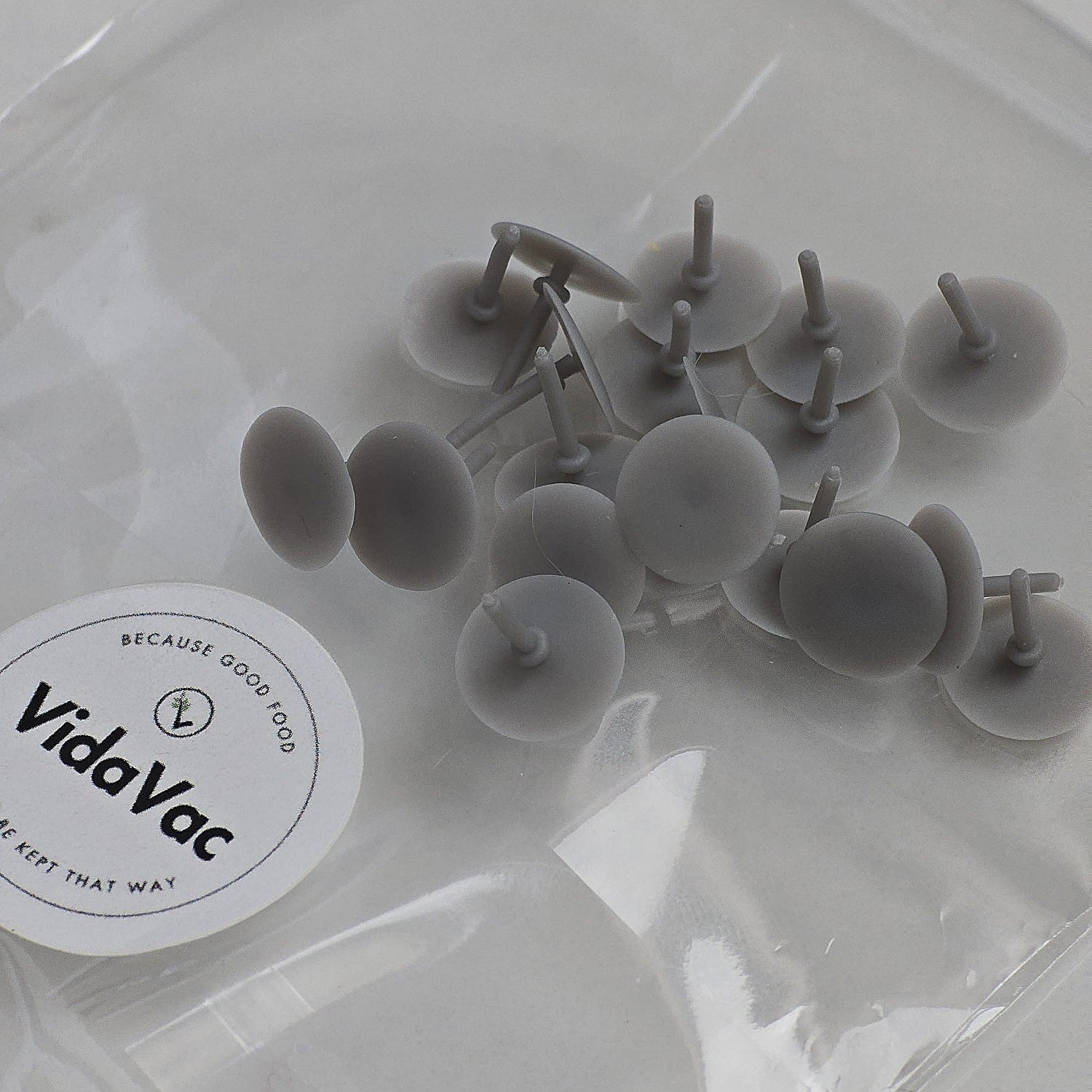 Set of 20 VidaVac silicone umbrella inserts for sealing twist lid jars
